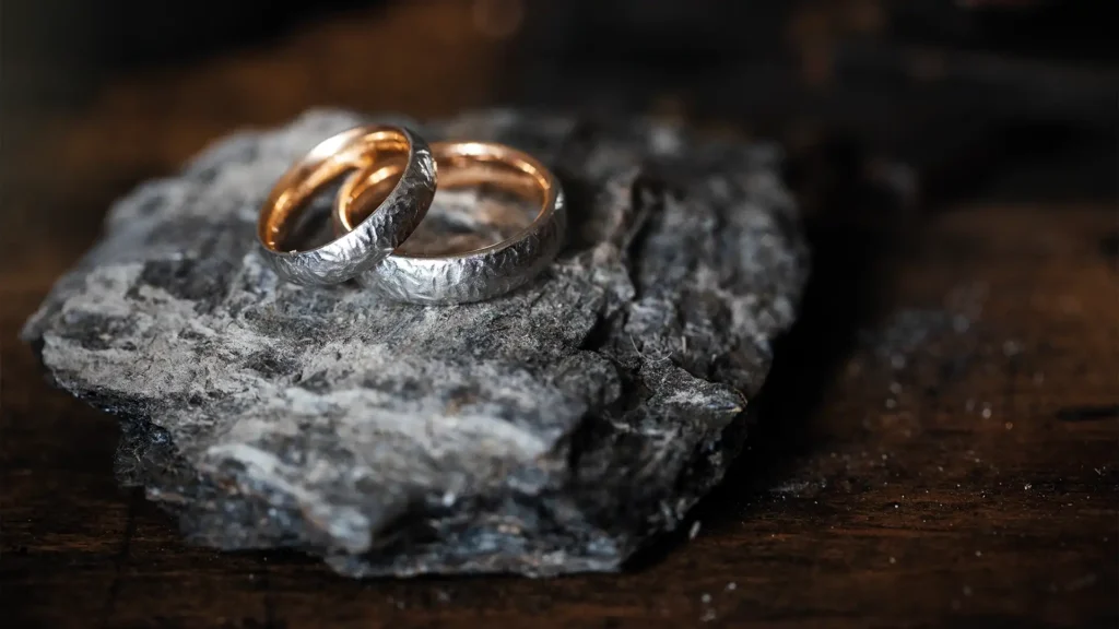 ring_bg